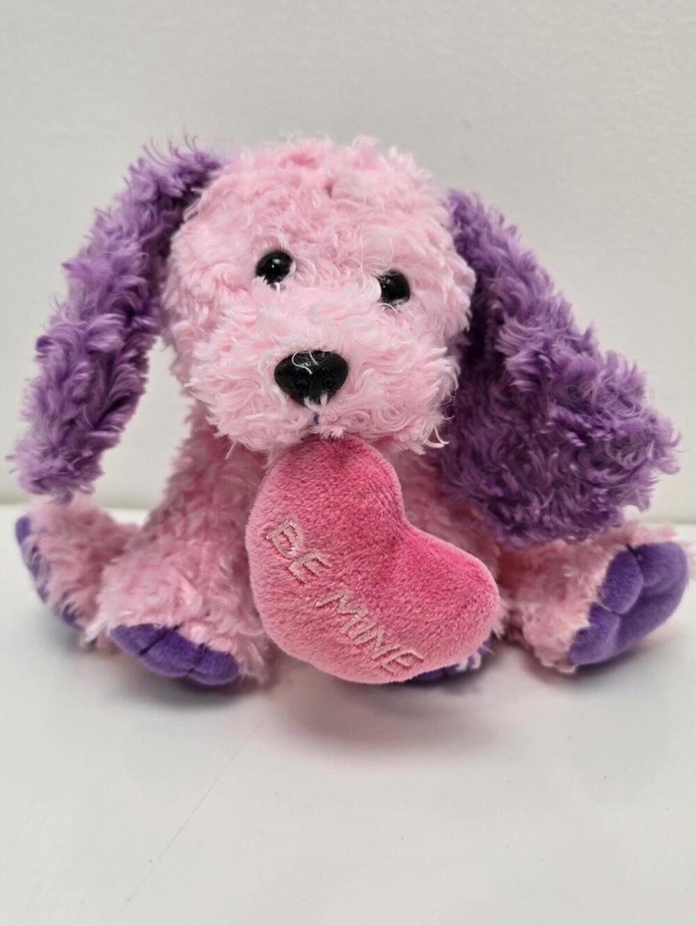 Ty Beanie Baby “Sweetiekins” the Purple and Pink Dog Holding a Heart (5 inch)